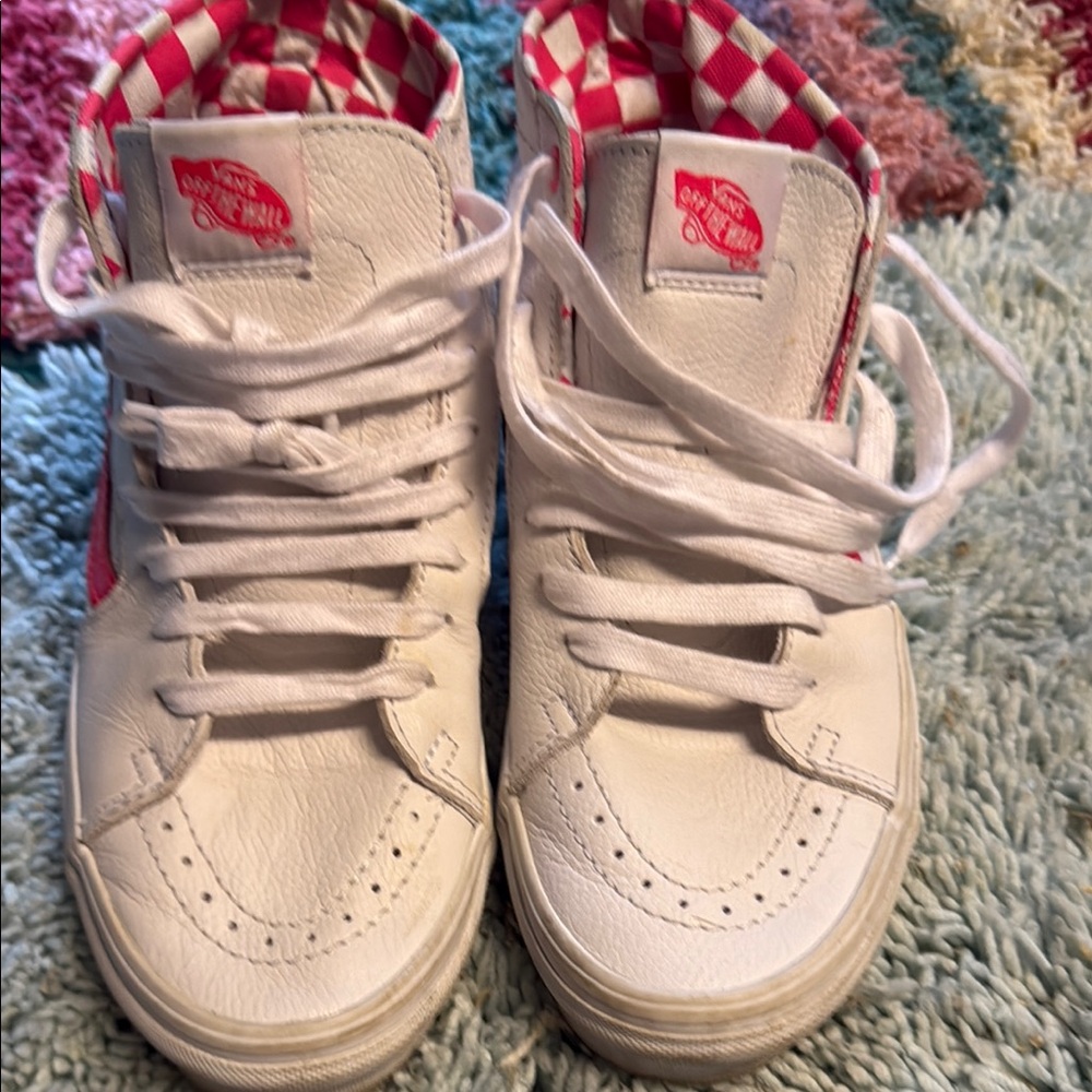 Vans White and Pink Sneakers with Low-Top Design